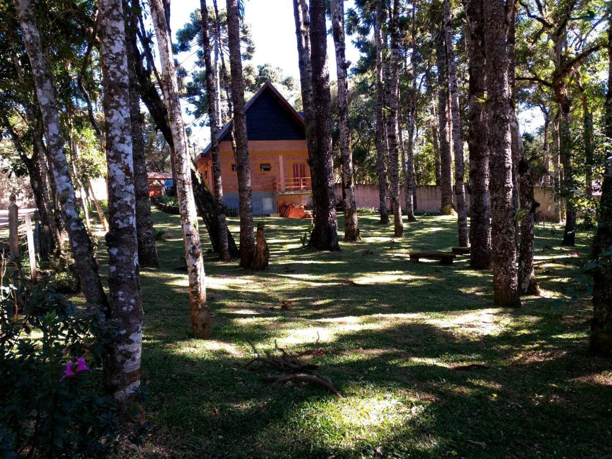 Bosque das Araucárias Campos do Jordão Exterior foto